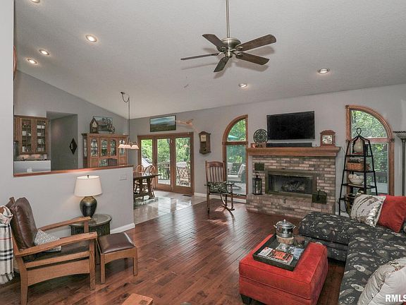 5th image of 2500 Archer Dr