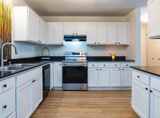 4664 Tower St SE APT 213, Prior Lake, MN 55372