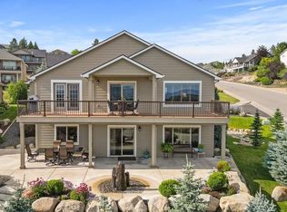 8918 E Clearview Ln, Spokane, WA 99217