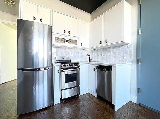 2nd image of 495 Washington Ave #4C