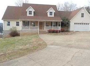 9725 Imperial Dr, Ooltewah, TN 37363