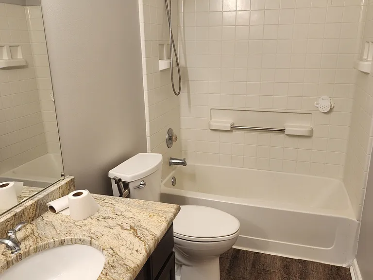 1770 Churchill Ln — Photo 7