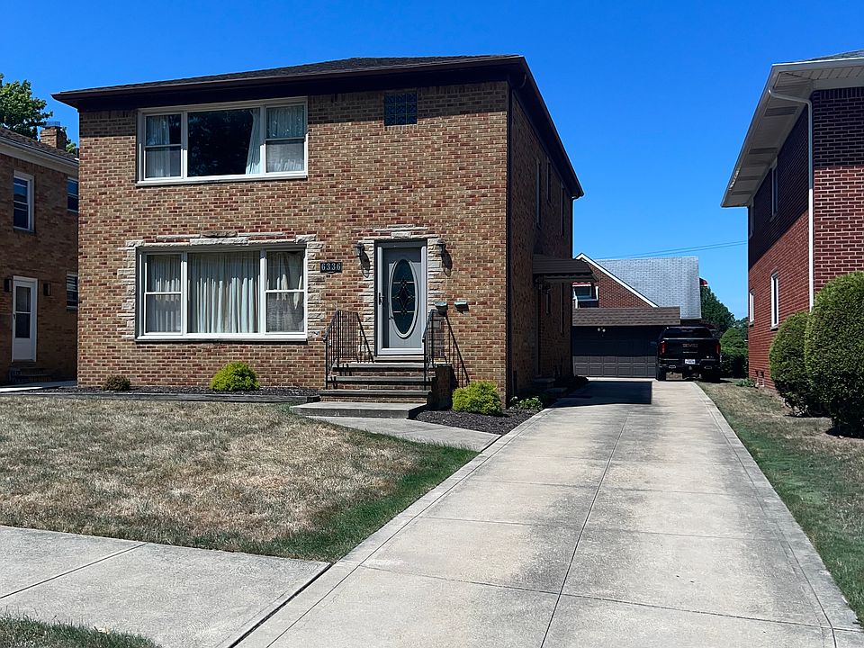 Lower unit for rent
