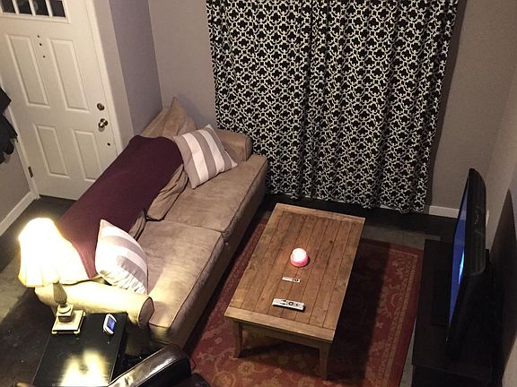 Living Room and entrance from stairwell