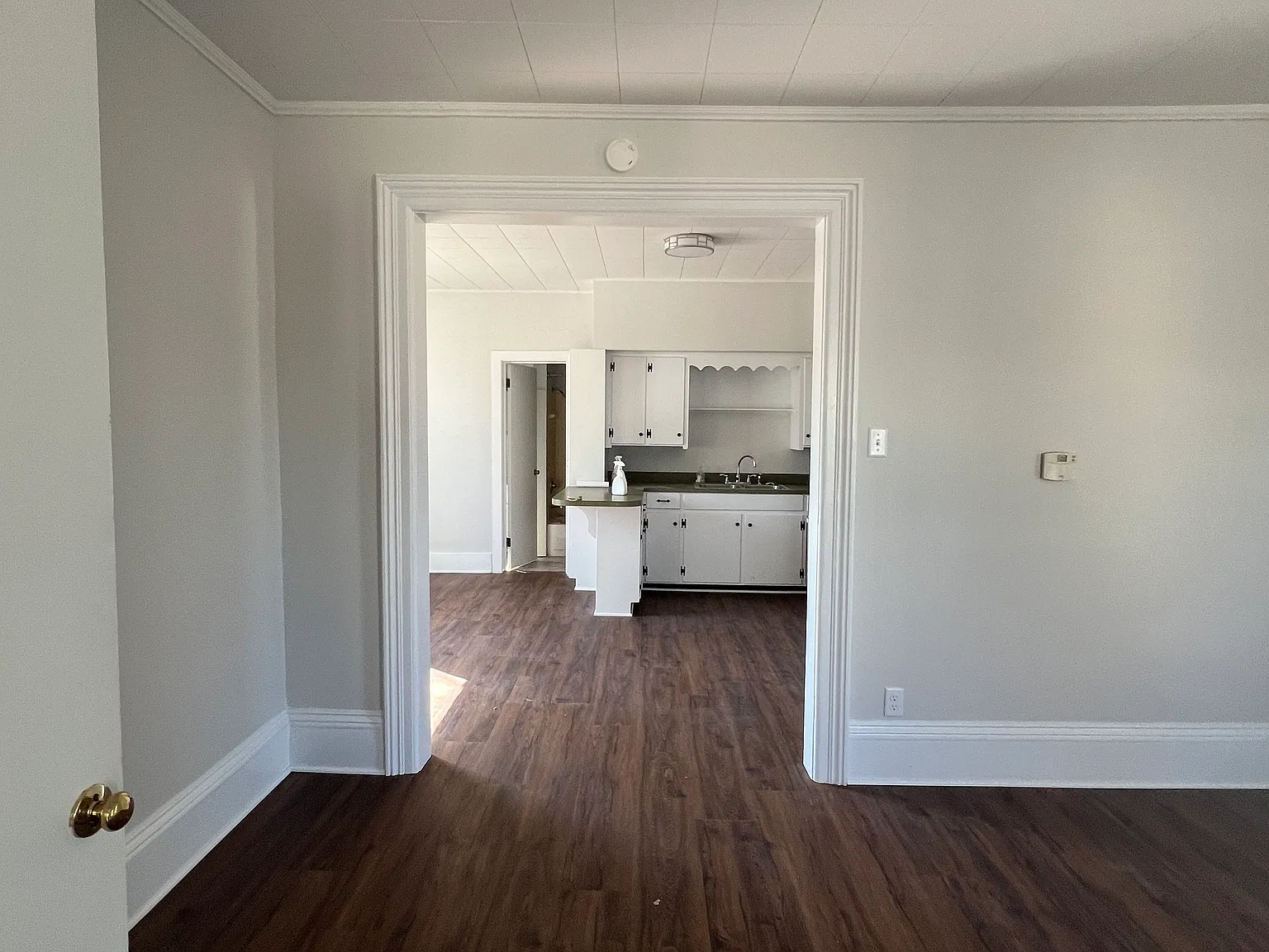 2 bed, 1200 sqft, $1,600 — Photo 2