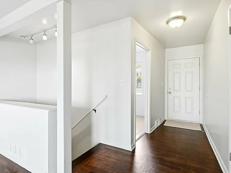 3036 S Sequoia Dr — Photo 12