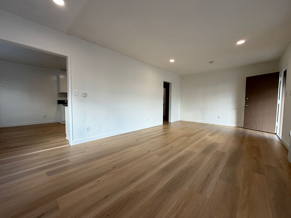 1st image of 12401 Broadway APT A