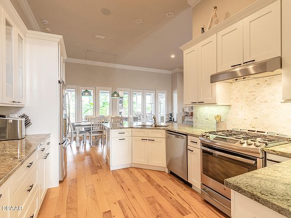 3rd image of 2913 Linari Ct