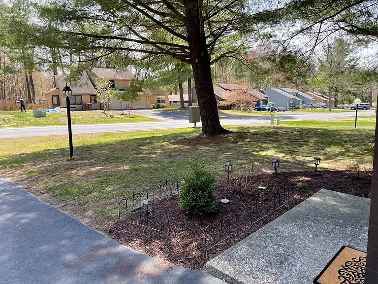 33 Pepperbush Pl — Photo 18