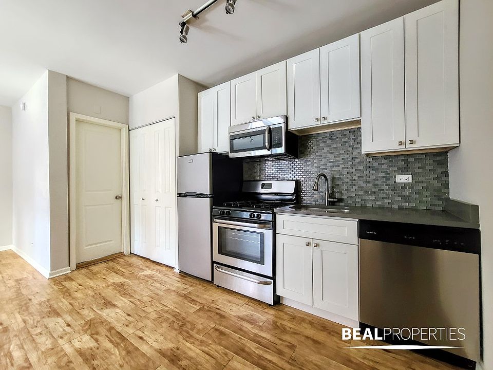 1st image of 2834 W Palmer St #2834308