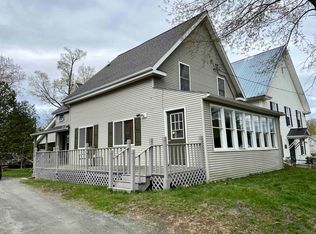 25 Concord Ave, Newport, VT 05855