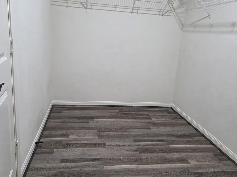 7642 Dusty Melody Ln — Photo 23