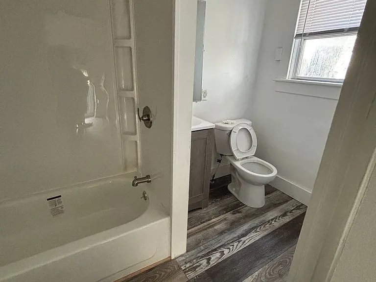 313 Gross St — Photo 4