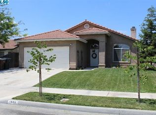 1886 Modoc Ave, Tulare, CA 93274