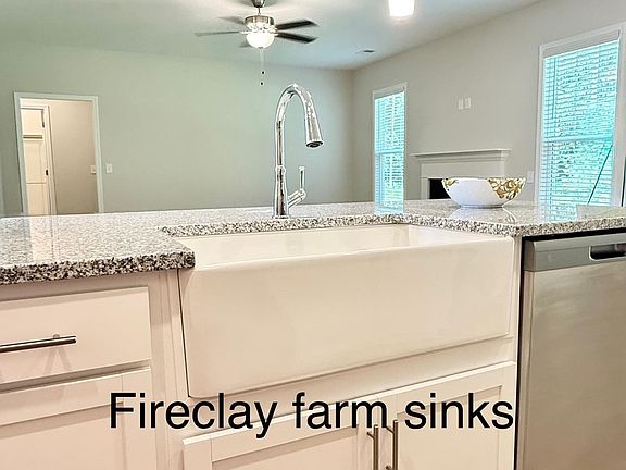 4th image of 159 Andover Way