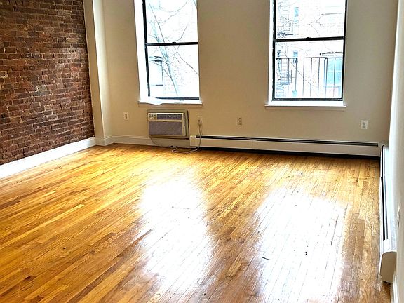 4th image of 235 E 13th St APT 3I
