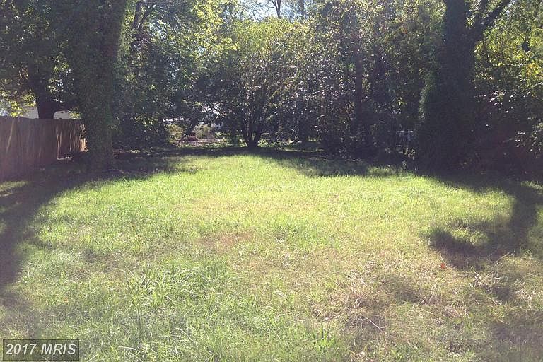 2nd image of 130 3rd St