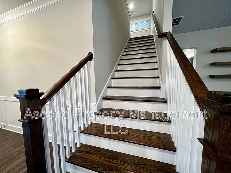 8592 Kensley Ln — Photo 16
