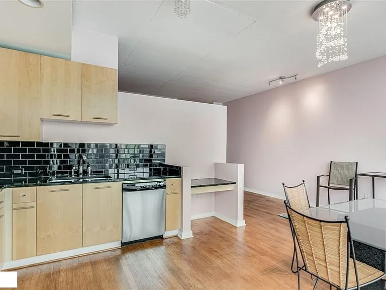 3324 Peachtree Rd NE #2515 — Photo 8