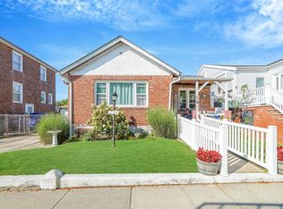 425 Beach 142 St #142, Far Rockaway, NY 11694