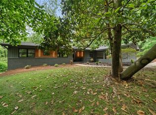4206 Lake Laurel Dr SE, Smyrna, GA 30082