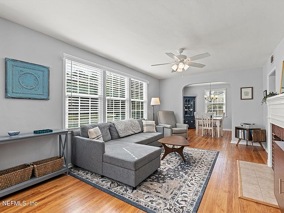 5th image of 1545 PARRISH Place