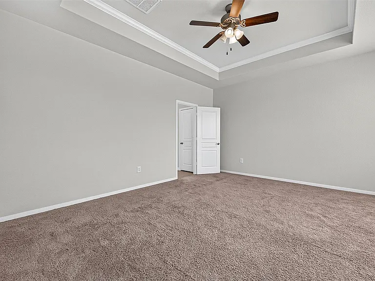 24603 Royal Pike Dr — Photo 32