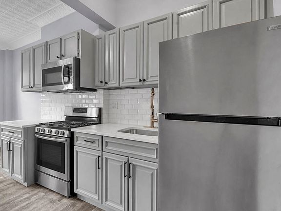 4th image of 510 New York Ave APT 2