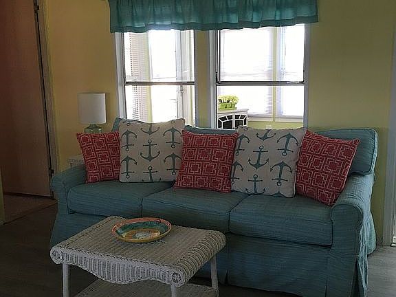 2nd image of 2971 Bay Oaks Dr