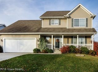 1205 S 4th St, Indianola, IA 50125