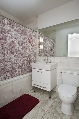 Rented by BLU Real Estate | media 19
