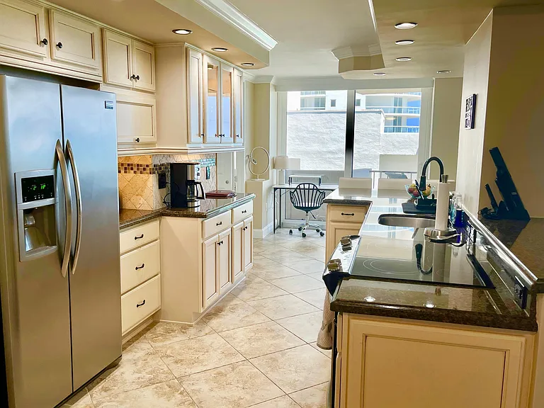 4200 N Ocean Dr #1-806 — Photo 16