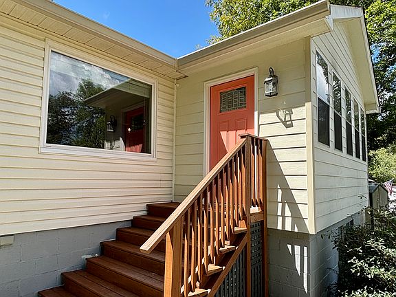 2nd image of 18 Gaylord St
