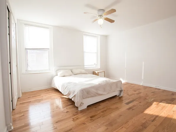 2731 Brown St #2F, Philadelphia, PA 19130