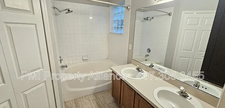 4212 Forest Island Dr — Photo 5