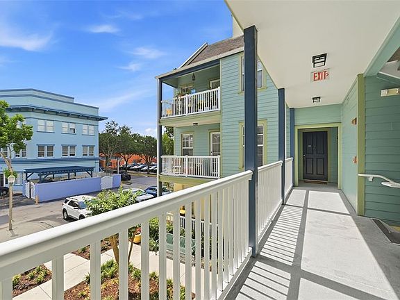 4th image of 611 Campus St APT 280