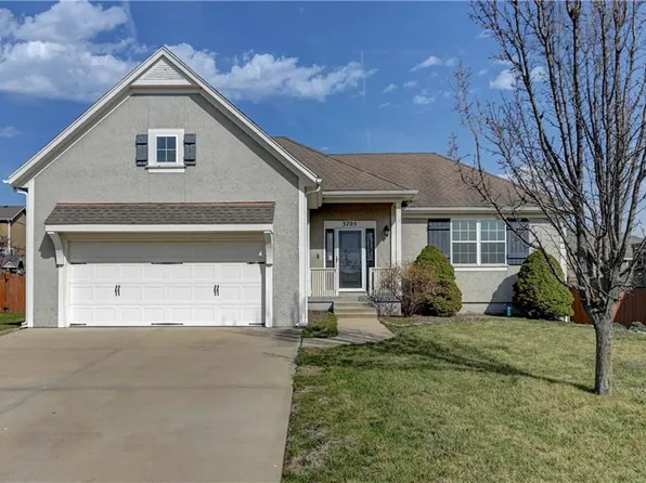 3705 N 153rd St, Basehor, KS 66007