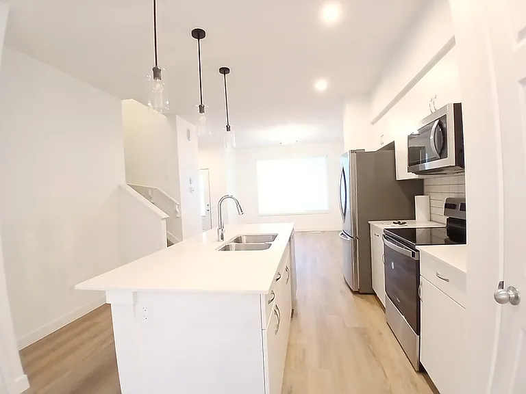 6351 King Wynd SW #UPPER — Photo 30