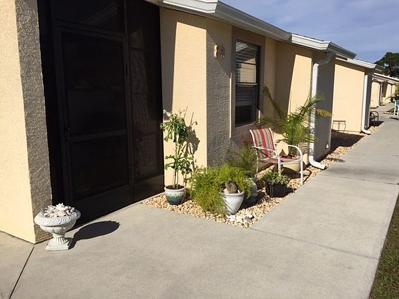 Front entryway