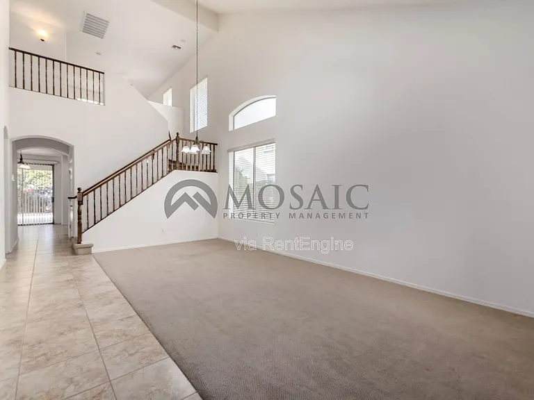 2656 E Boston St — Photo 7