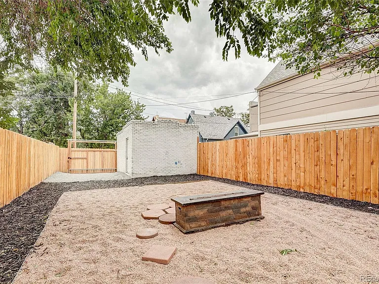 1036 W 9th Ave — Photo 35