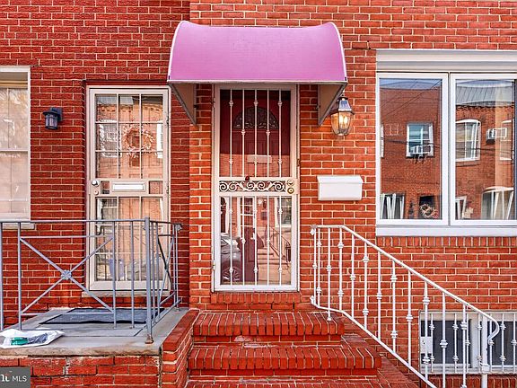 2nd image of 2419 S Woodstock St