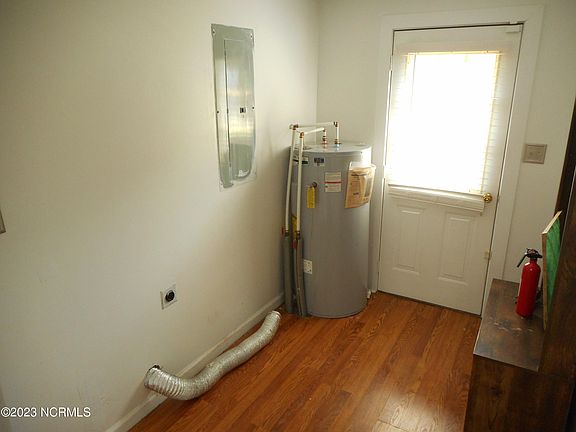 5th image of 1014 Orange St