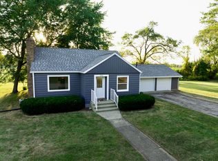 616 Sherwood Ave, Three Oaks, MI
