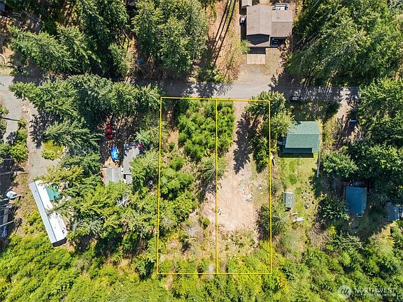 4th image of 440 N Dow Mountain Drive
