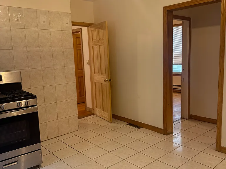 6 Marble St #1 — Photo 15