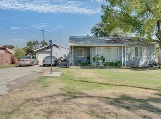 1904 Inyo St, Delano, CA 93215