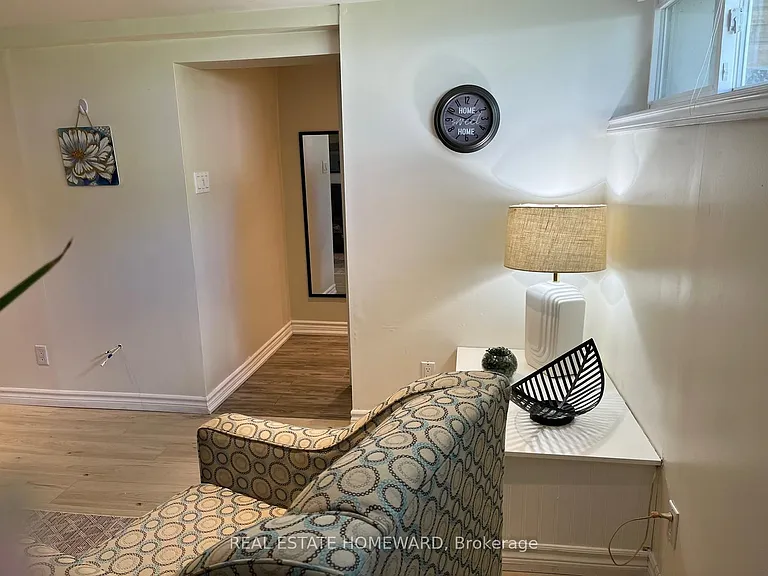 115 Porchester Dr #BASEMENT — Photo 14
