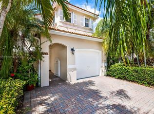 1061 River Birch St, Hollywood, FL 33019