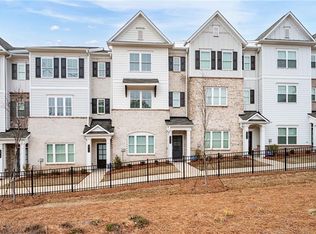 3322 Cranston Ln, Kennesaw, GA 30144